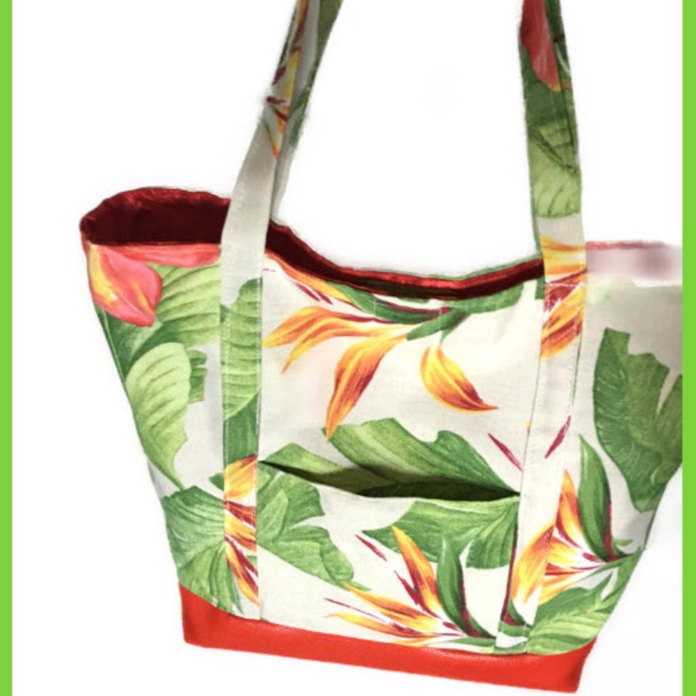 HAWAIIAN BEAUTIFUL BIRDS 0F PARADISE HANDBAG /TOTE BAG IN CANVAS & RED LEATHER